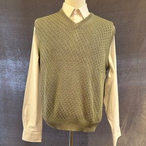 New Henry Jacobson, size Lg, silk/cotton vest sweater.